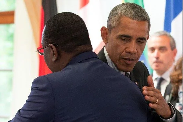accolade-macky-obama.jpg
