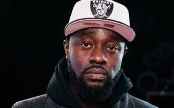 De Rap’Adio à l’immortalité : Daddy Bibson laisse le hip-hop sénégalais orphelin ! Par Ndiawar Diop De Rap'Adio à l'immortalité Daddy Bibson laisse le hip-hop sénégalais orphelin ! Par Ndiawar Diop